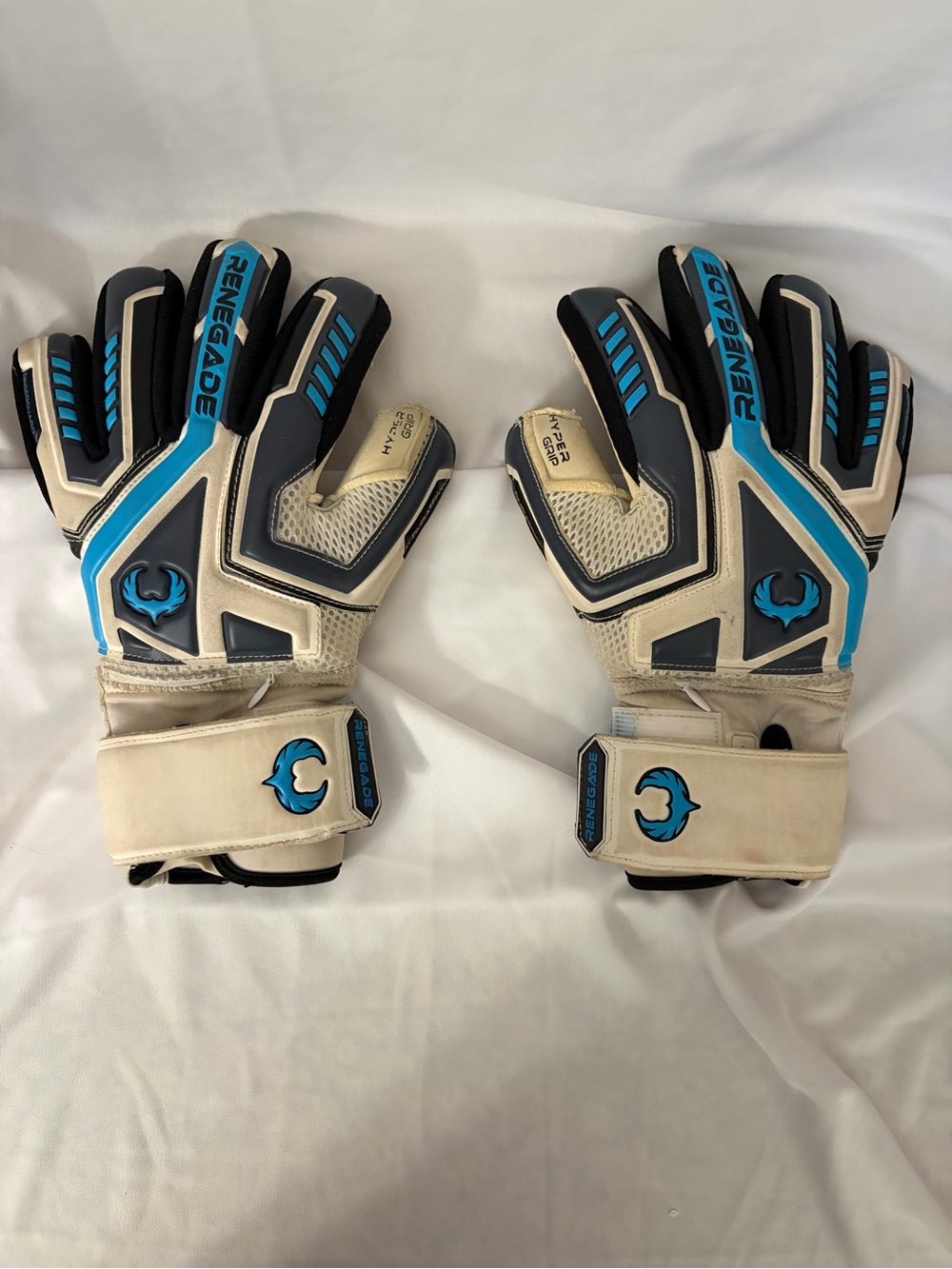 Renegade Men’s Goalkeeper Gloves in White and Blue